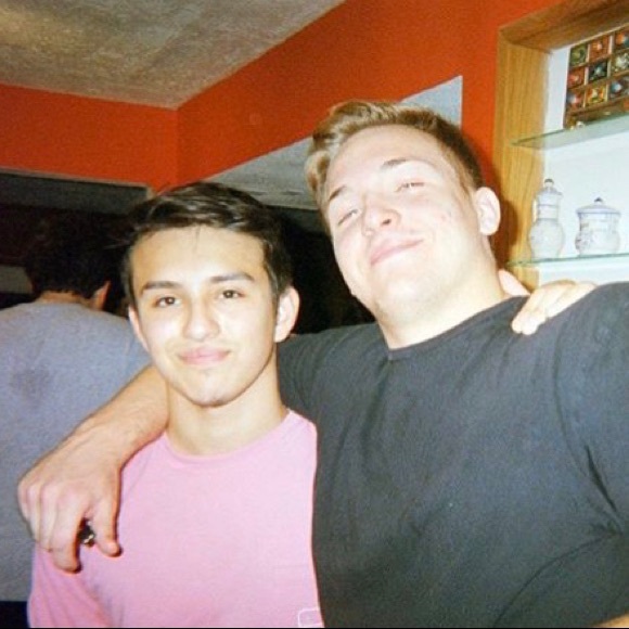 Meet your Posher, Alec - Picture 1 of 1